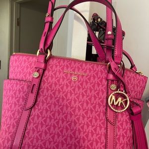 new Michael Kors Purse Hot Pink y2k